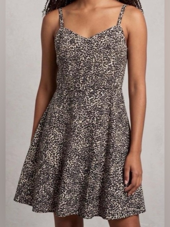 Old Navy Dresses & Skirts - Old Navy Black and White Leopard-Print Slip Dress